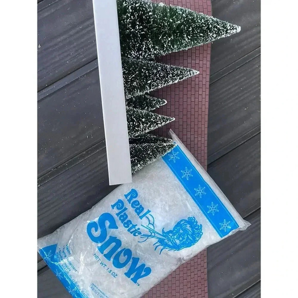 Department 56 Village Accessories Trees Road Snow Candy Cane Elves Set NIB Mint - Picture 4 of 10